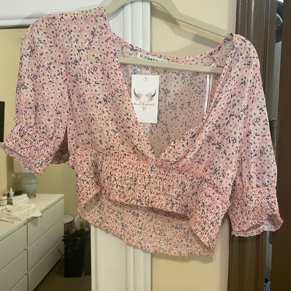 Pink Floral Top | Dear Hannah